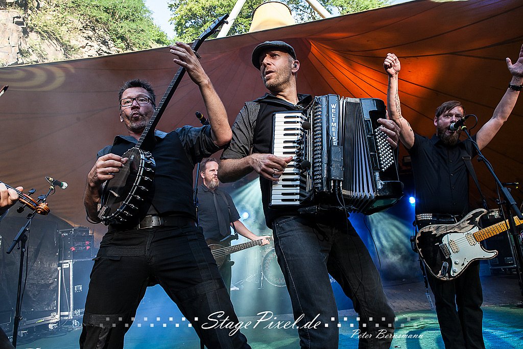 Fiddlers Green (Feuertal Festival 2015)